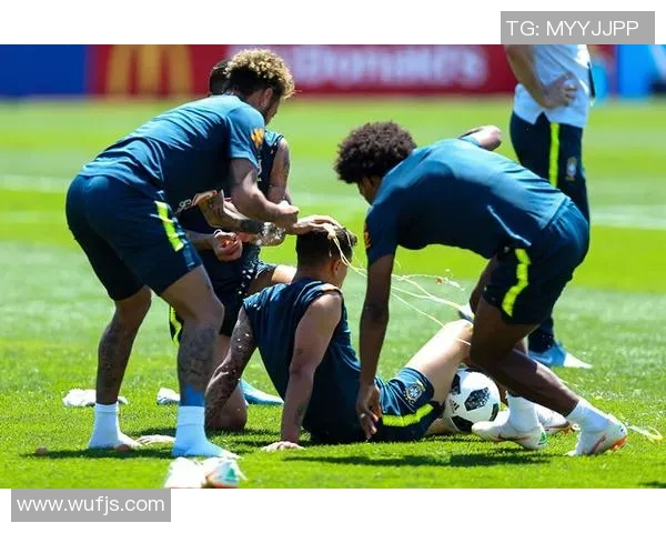 巴西队惨遭德国队逆袭八比二的历史性比赛回顾与分析